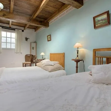 Casa Tabobo * Tías